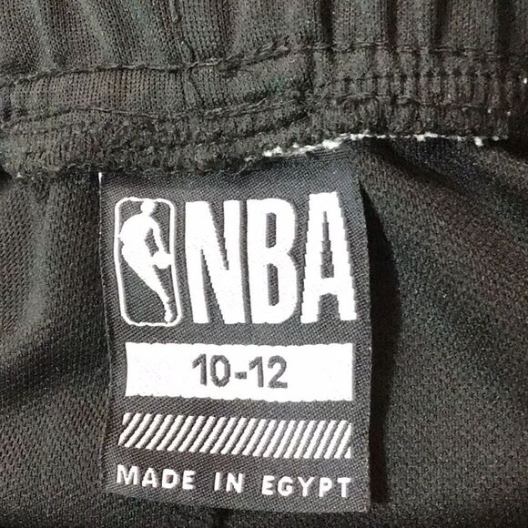 NBA BASKETBALL BOYS SHORT SIZE 10-12 - Picture 11 of 12